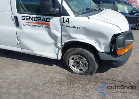 2014 Chevrolet Express 2500 Work Van z USA, uszkodzony, nr VIN 1GCWGFFA7E1137334